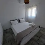 Beautiful House Near The Sea
